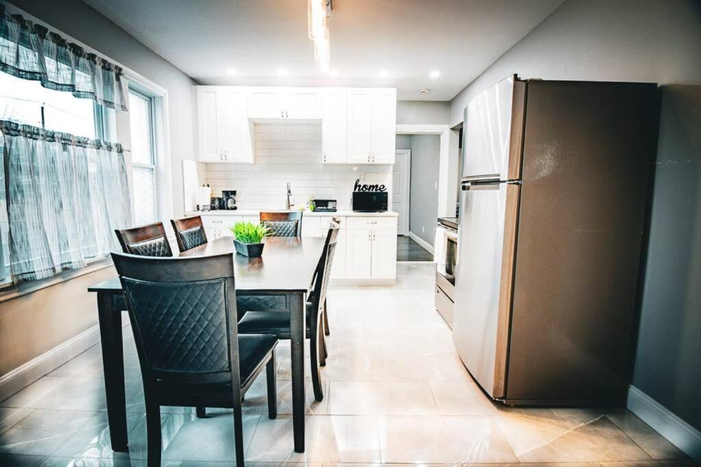 ניאגרה פולס Comfortable 3Br, 1 Bath Close To The Falls מראה חיצוני תמונה